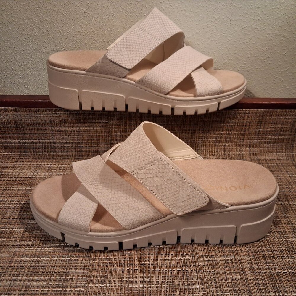 New without tags - Vionic Uptown Sunset Womens Sandals Ivory Nubuck sz 9 Wide - Picture 4 of 11